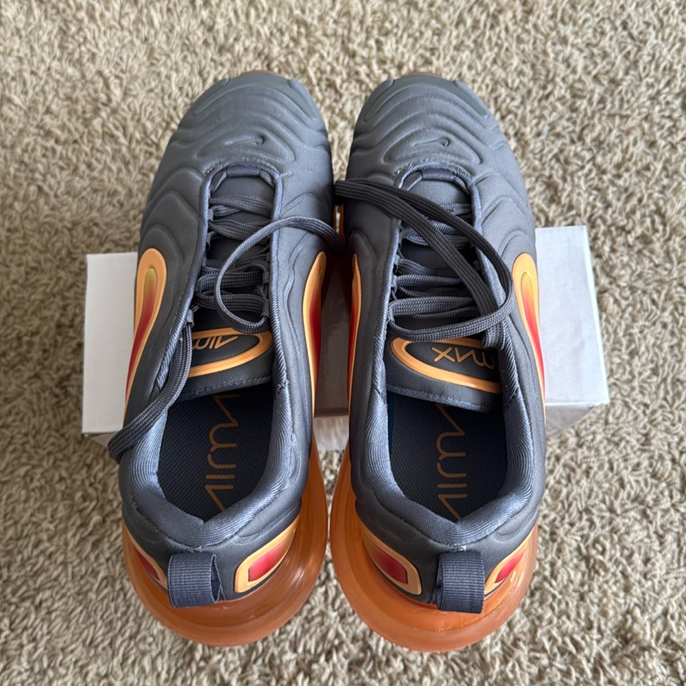 Nike shoes